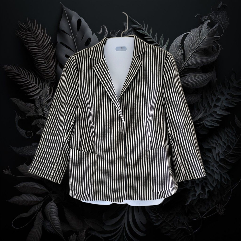 Akris Punto | Bergdorf Goodman | NWOT B&W Polka Dot/Striped Wool Blend Blazer